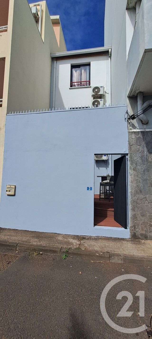 maison à louer - 7 pièces - 174.23 m2 - ST DENIS - 974 - REUNION - Century 21 Chaussée Royale