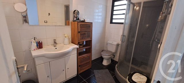 maison à louer - 7 pièces - 174.23 m2 - ST DENIS - 974 - REUNION - Century 21 Chaussée Royale