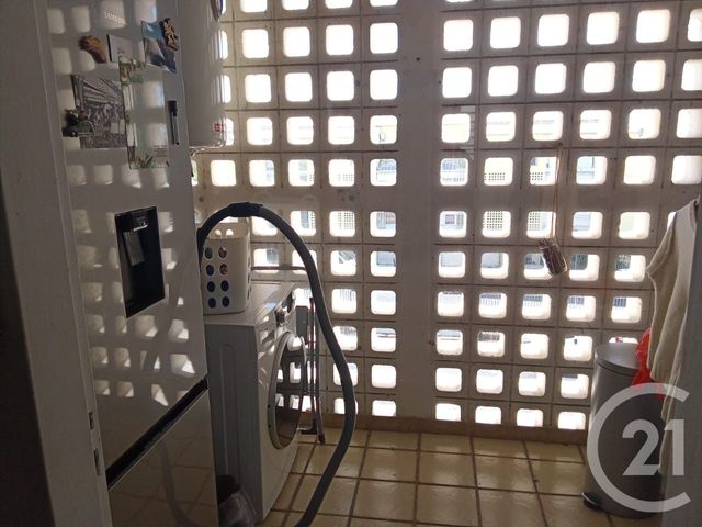 Appartement F3 bis à louer - 4 pièces - 72.98 m2 - ST DENIS - 974 - REUNION - Century 21 Chaussée Royale