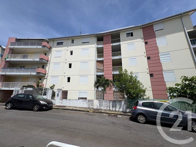 Appartement F1 à louer - 1 pièce - 24.0 m2 - ST DENIS - 974 - REUNION - Century 21 Chaussée Royale