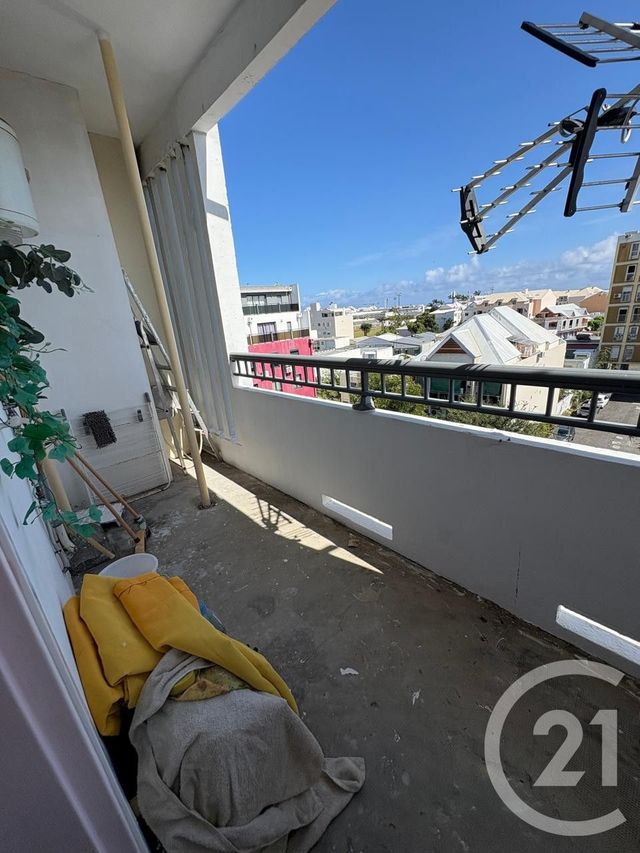 Appartement Studio à louer - 1 pièce - 31.1 m2 - ST DENIS - 974 - REUNION - Century 21 Chaussée Royale