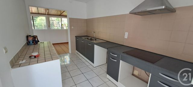 maison à louer - 5 pièces - 97.41 m2 - STE MARIE - 974 - REUNION - Century 21 Chaussée Royale