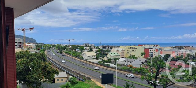 Appartement F4 à louer - 4 pièces - 93.53 m2 - ST DENIS - 974 - REUNION - Century 21 Chaussée Royale