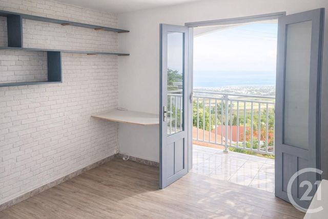maison à louer - 4 pièces - 88.86 m2 - ST PAUL - 974 - REUNION - Century 21 Chaussée Royale