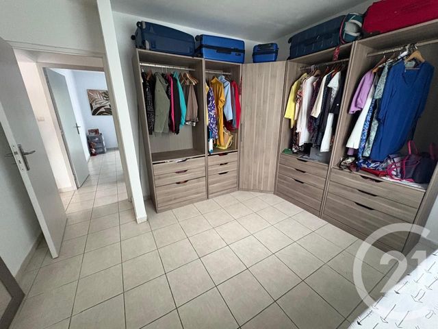 maison à louer - 5 pièces - 164.6 m2 - ST DENIS - 974 - REUNION - Century 21 Chaussée Royale