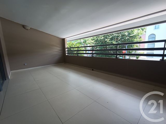 Appartement F3 à louer - 3 pièces - 87.46 m2 - ST LEU - 974 - REUNION - Century 21 Chaussée Royale