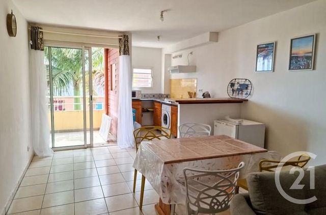 Appartement F2 à louer - 2 pièces - 44.91 m2 - ST DENIS - 974 - REUNION - Century 21 Chaussée Royale