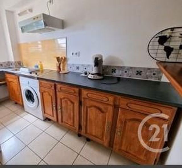 Appartement F2 à louer - 2 pièces - 44.91 m2 - ST DENIS - 974 - REUNION - Century 21 Chaussée Royale