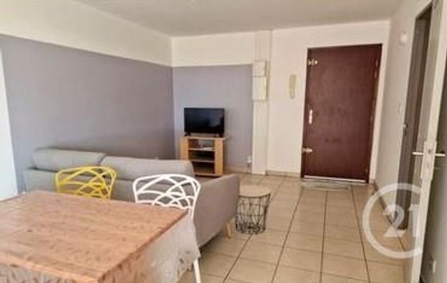 Appartement F2 à louer - 2 pièces - 44.91 m2 - ST DENIS - 974 - REUNION - Century 21 Chaussée Royale