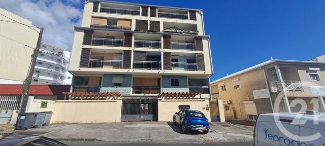 Appartement F2 à louer ST DENIS