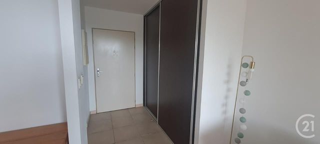 Appartement F1 à louer - 1 pièce - 28.86 m2 - ST DENIS - 974 - REUNION - Century 21 Chaussée Royale