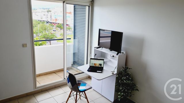 Appartement F1 à louer - 1 pièce - 23.24 m2 - ST DENIS - 974 - REUNION - Century 21 Chaussée Royale