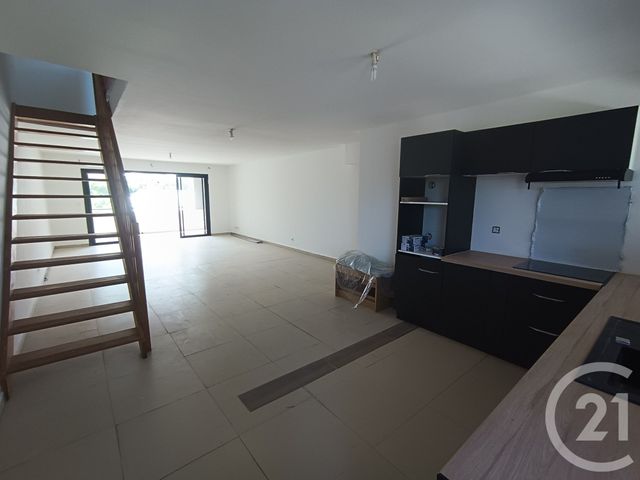 Appartement F3 à louer - 3 pièces - 97.68 m2 - ST LEU - 974 - REUNION - Century 21 Chaussée Royale