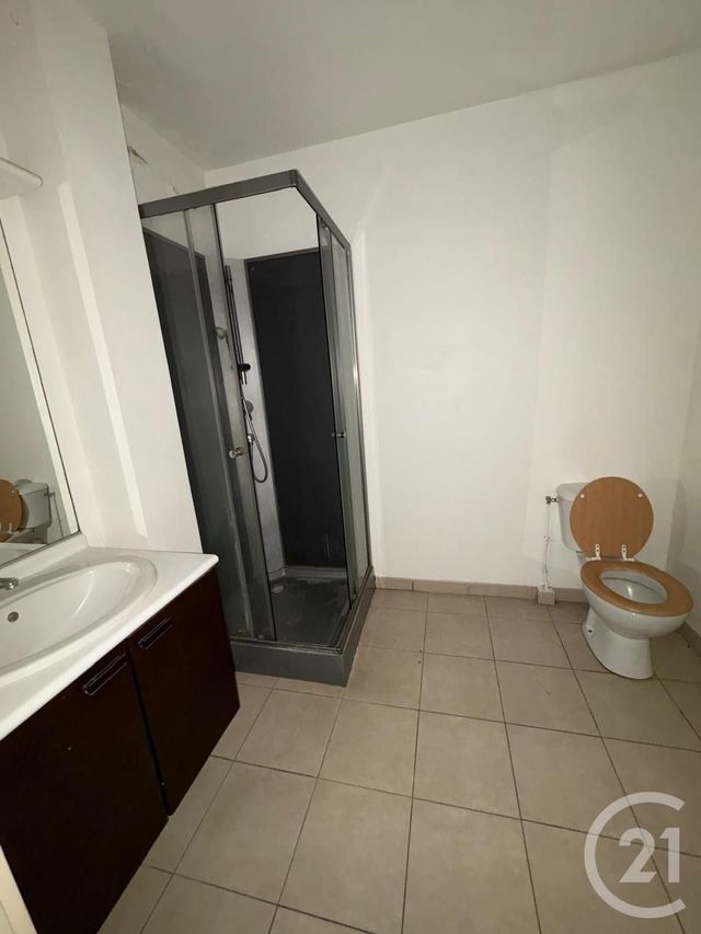 Appartement F1 à louer - 1 pièce - 20.3 m2 - ST DENIS - 974 - REUNION - Century 21 Chaussée Royale