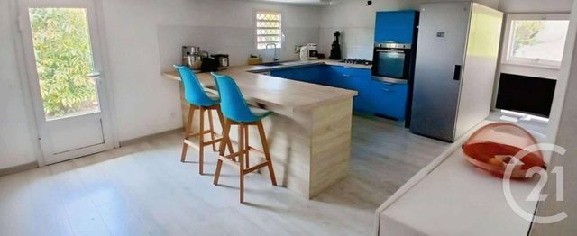 maison à louer - 6 pièces - 125.46 m2 - ST DENIS - 974 - REUNION - Century 21 Chaussée Royale