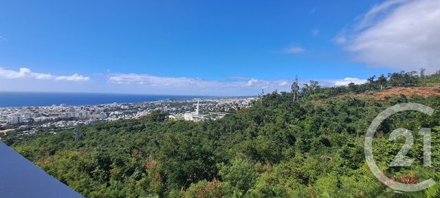 Appartement Studio à louer - 1 pièce - 26.0 m2 - ST DENIS - 974 - REUNION - Century 21 Chaussée Royale