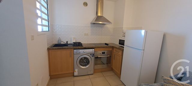 Appartement Studio à louer - 1 pièce - 26.0 m2 - ST DENIS - 974 - REUNION - Century 21 Chaussée Royale
