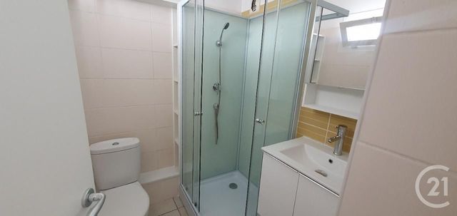 Appartement Studio à louer - 1 pièce - 23.99 m2 - ST DENIS - 974 - REUNION - Century 21 Chaussée Royale