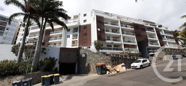 Appartement F3 à louer ST DENIS