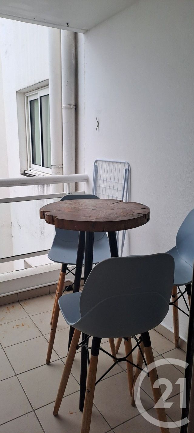 Appartement F3 à louer - 3 pièces - 54.1 m2 - ST DENIS - 974 - REUNION - Century 21 Chaussée Royale