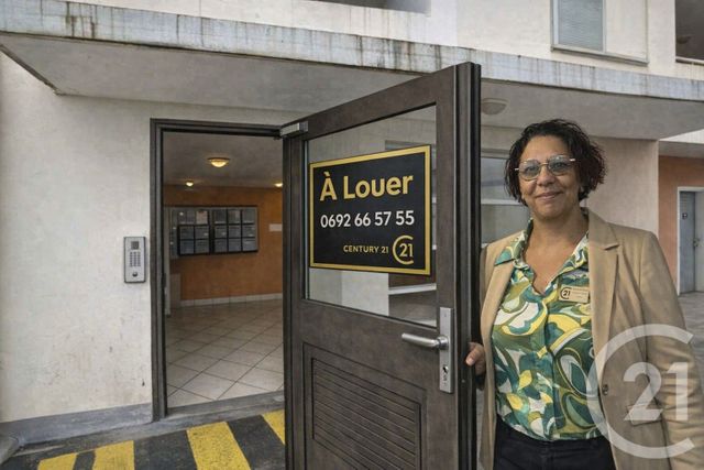 Appartement F2 à louer - 2 pièces - 40.63 m2 - ST DENIS - 974 - REUNION - Century 21 Chaussée Royale