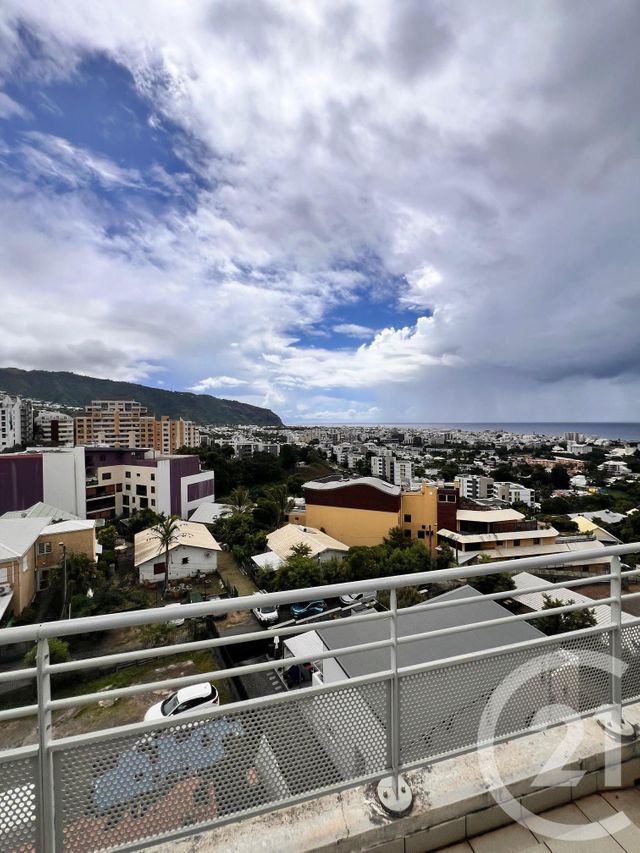 Appartement Studio à louer - 1 pièce - 28.76 m2 - ST DENIS - 974 - REUNION - Century 21 Chaussée Royale