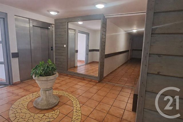 Appartement F3 à louer ST DENIS