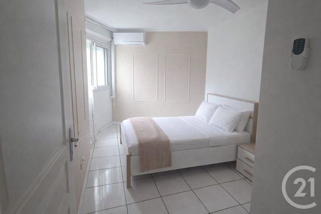 Appartement F3 à louer - 3 pièces - 75.41 m2 - ST DENIS - 974 - REUNION - Century 21 Chaussée Royale