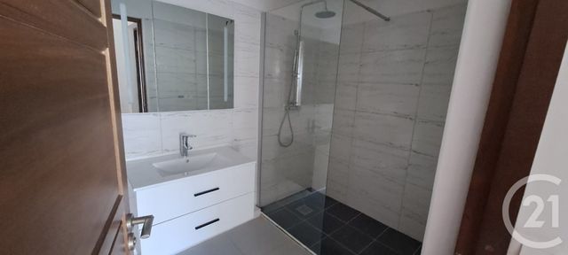 Appartement F3 à louer - 3 pièces - 86.64 m2 - ST DENIS - 974 - REUNION - Century 21 Chaussée Royale