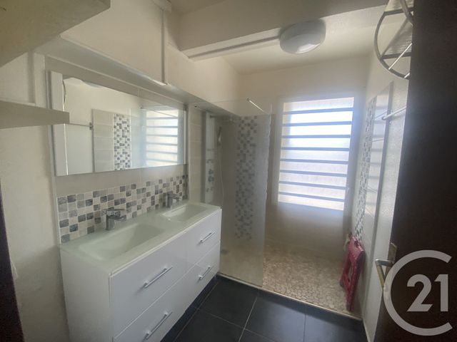 Appartement F3 à louer - 3 pièces - 68.16 m2 - ST DENIS - 974 - REUNION - Century 21 Chaussée Royale