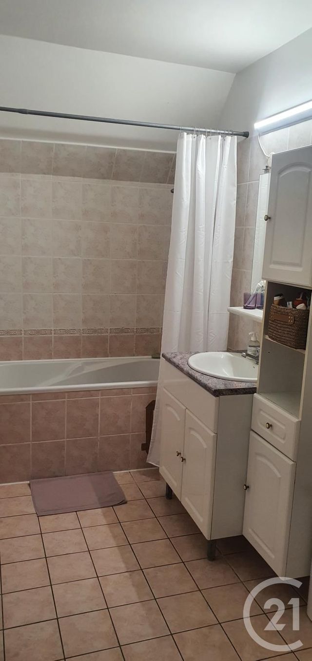 Appartement F3 à louer - 3 pièces - 61.84 m2 - LA POSSESSION - 974 - REUNION - Century 21 Chaussée Royale