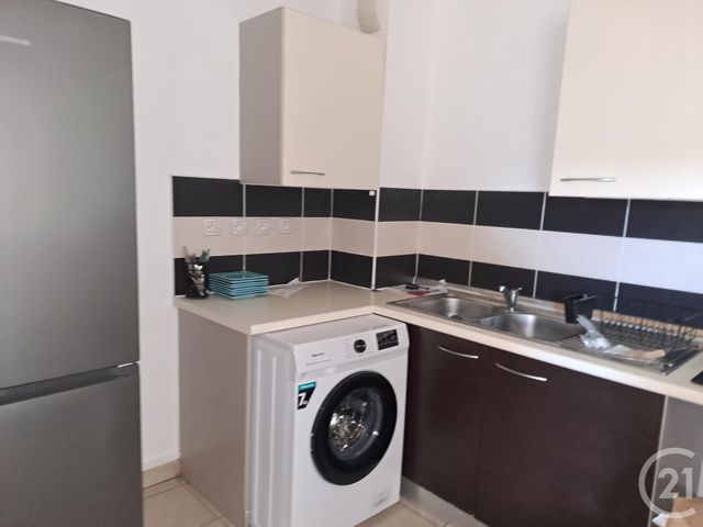 Appartement F3 à louer - 3 pièces - 63.9 m2 - ST DENIS - 974 - REUNION - Century 21 Chaussée Royale