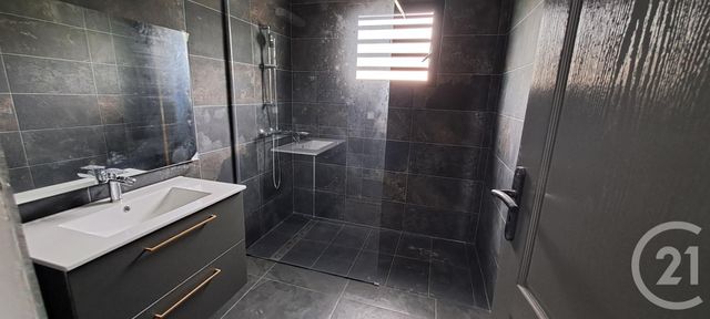 maison à louer - 3 pièces - 62.86 m2 - ST PAUL - 974 - REUNION - Century 21 Chaussée Royale