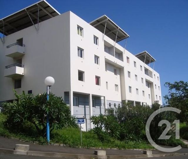 Appartement Studio à louer - 1 pièce - 23.4 m2 - ST DENIS - 974 - REUNION - Century 21 Chaussée Royale