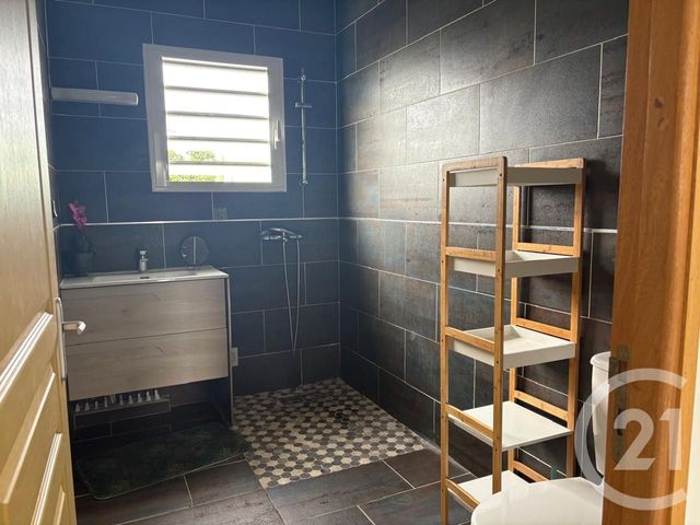 maison à louer - 3 pièces - 75.0 m2 - STE SUZANNE - 974 - REUNION - Century 21 Chaussée Royale