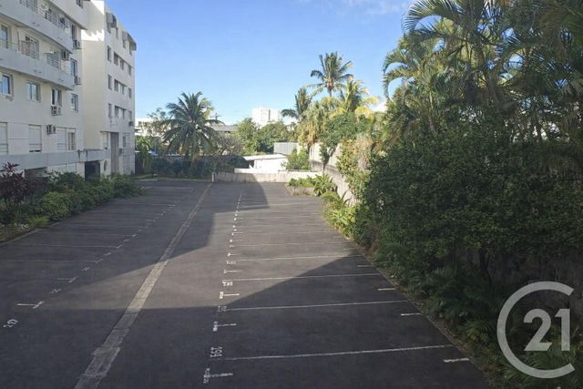 Appartement Studio à louer - 1 pièce - 21.08 m2 - ST DENIS - 974 - REUNION - Century 21 Chaussée Royale