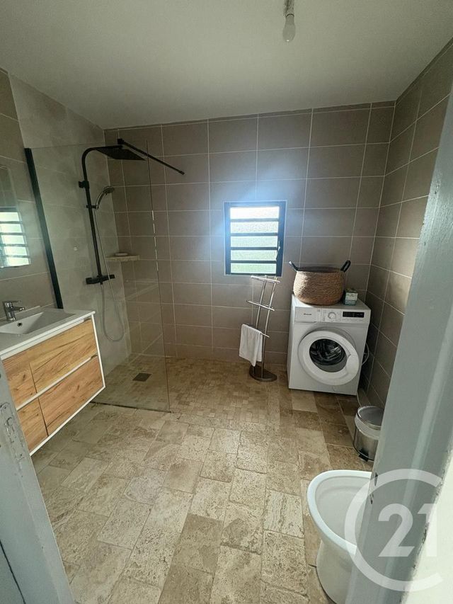 maison à louer - 4 pièces - 117.0 m2 - ST DENIS - 974 - REUNION - Century 21 Chaussée Royale