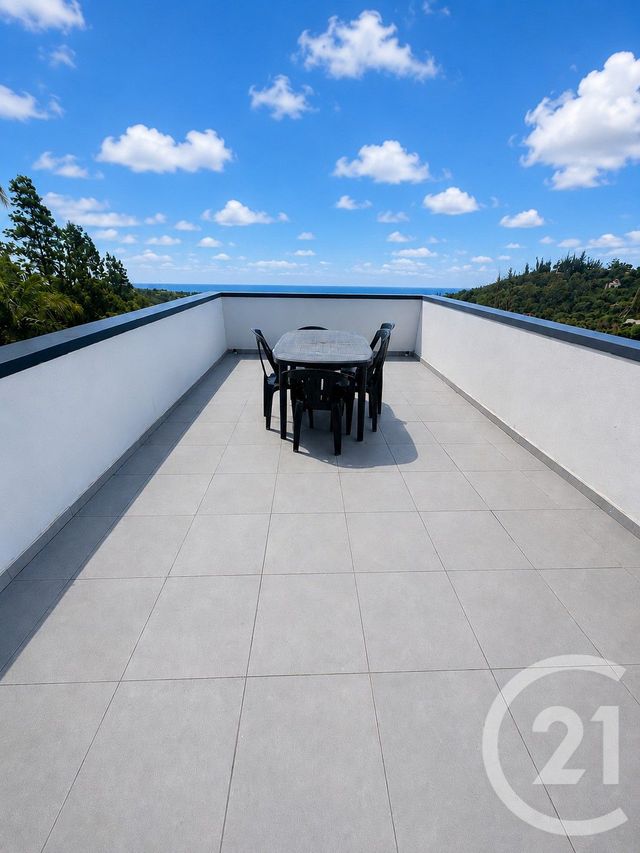 maison à louer - 4 pièces - 117.0 m2 - ST DENIS - 974 - REUNION - Century 21 Chaussée Royale