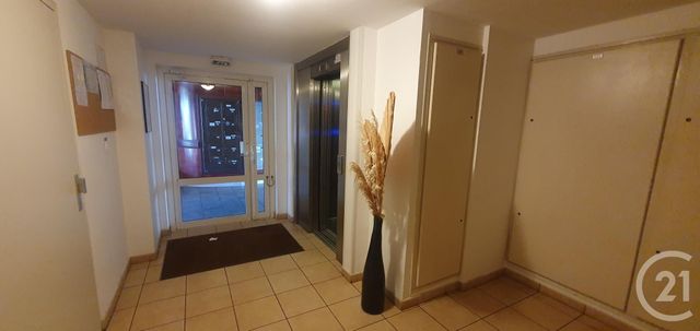 Appartement F2 à louer - 2 pièces - 38.68 m2 - ST DENIS - 974 - REUNION - Century 21 Chaussée Royale