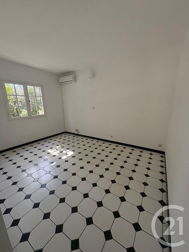maison à louer - 5 pièces - 125.0 m2 - ST DENIS - 974 - REUNION - Century 21 Chaussée Royale
