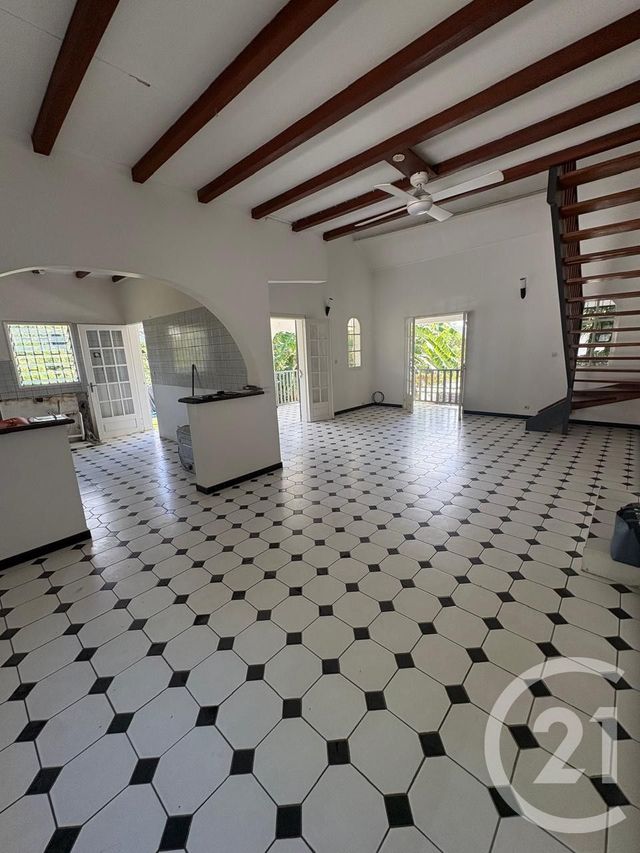 maison à louer - 5 pièces - 125.0 m2 - ST DENIS - 974 - REUNION - Century 21 Chaussée Royale
