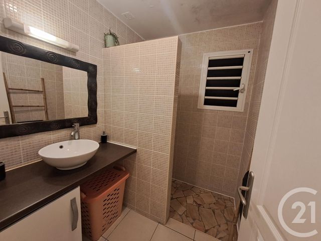 Appartement F2 à louer - 2 pièces - 44.43 m2 - STE SUZANNE - 974 - REUNION - Century 21 Chaussée Royale